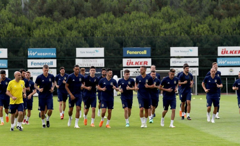 Fenerbahçe'nin Benfica maçı kadrosu belli oldu