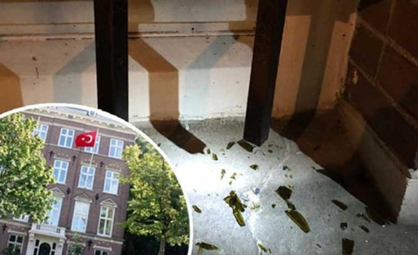 Amsterdam'da Türk Konsolosluğu'na saldırı