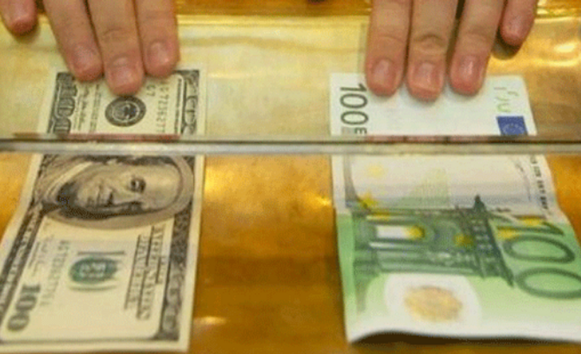 Dolar ve avro yükselişe geçti