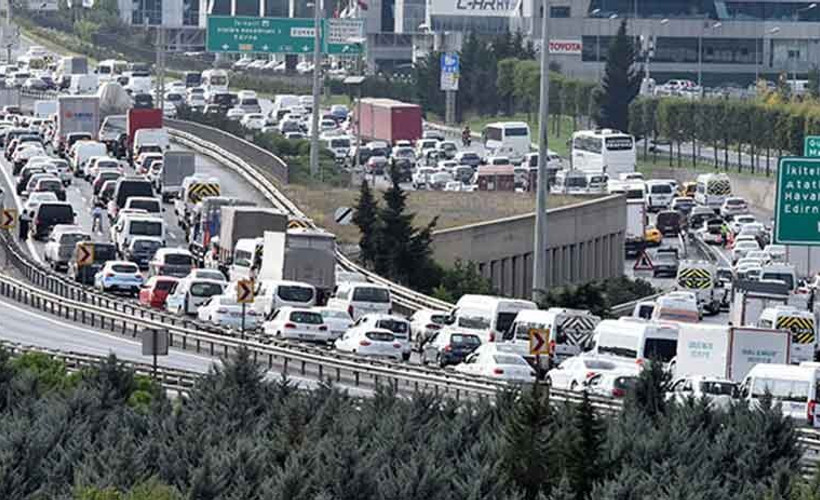 İstanbul'da bayram trafiği başladı