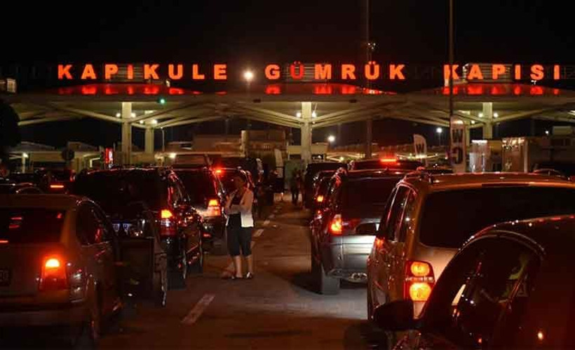 Kapıkule'de 6 kilometrelik araç kuyruğu