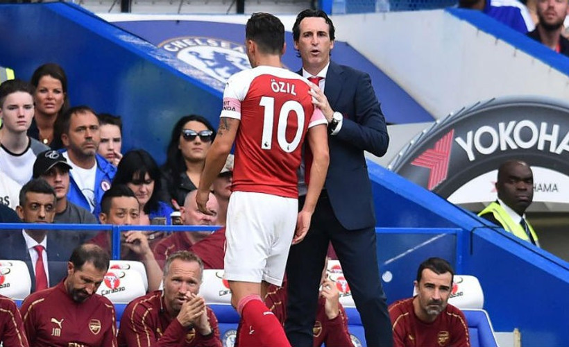 Özil'in kadroya girememesinin nedeni hocasıyla tartışması mı?