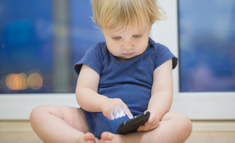 Türkiye'deki çocukların yüzde 59'u akıllı telefon sahibi