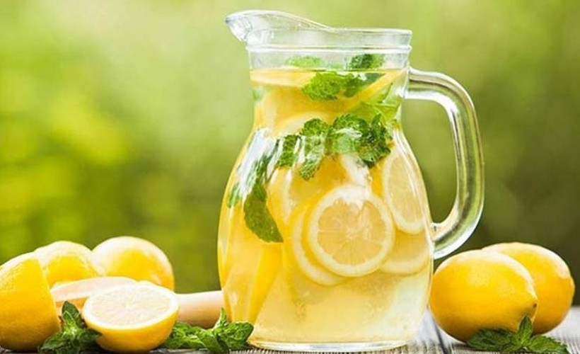 Limonlu su bir çok derde deva