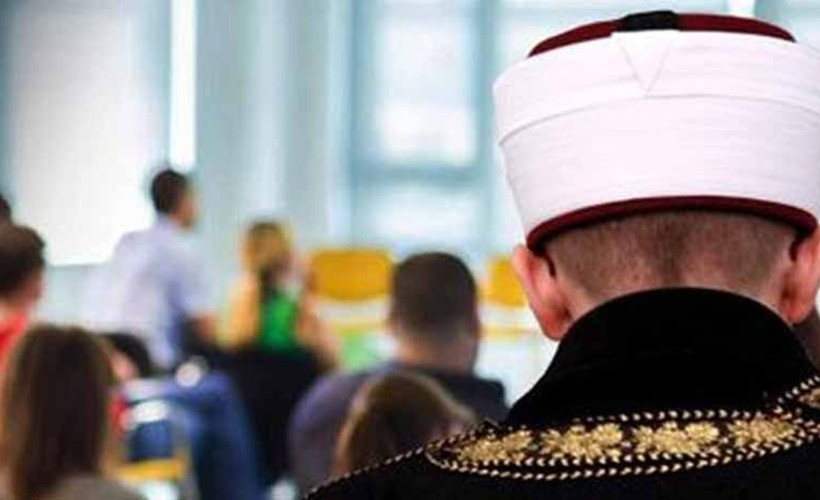 Diyanet'ten devlet yurtlarına 559 'manevi' danışman