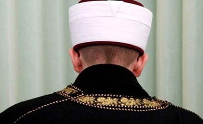 Diyanet imamların maaşlarını yetiştiremedi