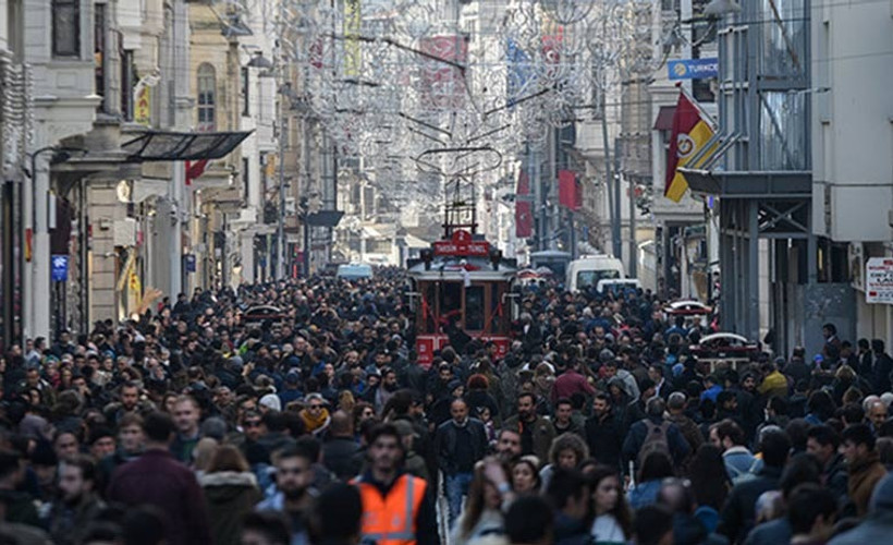 'Gençlerin yüzde 90,5’i hiçbir siyasi partiye üye değil'