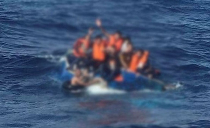 İzmir’de mülteci teknesi battı: 4 ölü, 30 kayıp