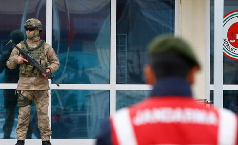 'Erdoğan'a baskı artarak devam etmeli'