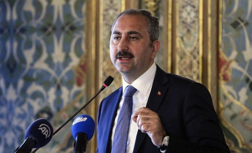Adalet Bakanı: Brunson beraat etmedi, yurt dışı yasağı kaldırıldı