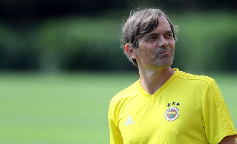 Cocu, Fenerbahçe'nin 15 yıllık düzenini değiştirdi