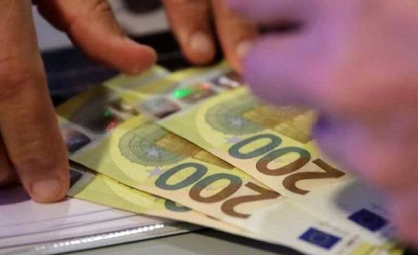 İşçilerin hesabına yanlışlıkla 30'ar bin euro prim yattı