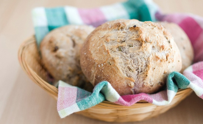 Asgari ücret eridi: Sofradan 44 ekmek eksildi