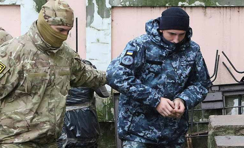 Rusya alıkoyduğu Ukraynalı 12 askeri tutukladı