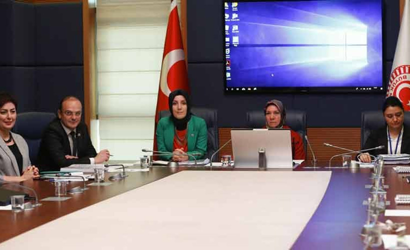 Kadına yönelik şiddeti önleme planı: 1000 din görevlisine eğitim
