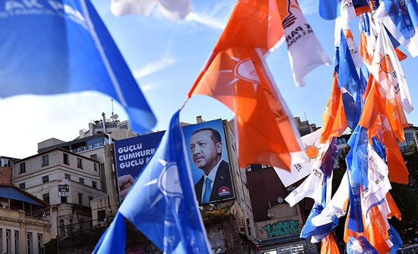 Bayrak şirketlerinin gözü kulağı siyasi partilerde