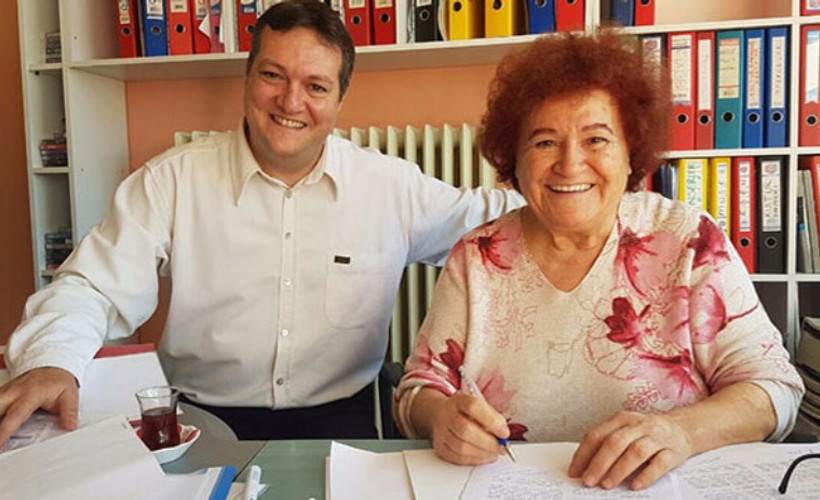 Dünya çapında anlaşmaya imza attı