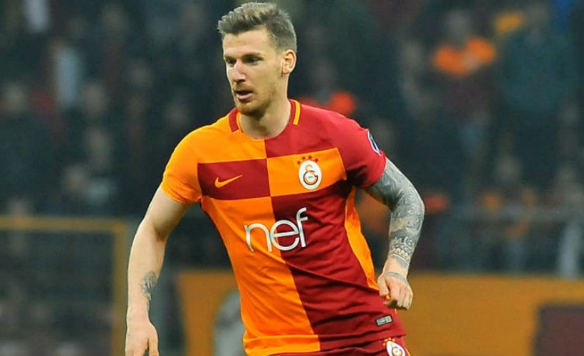 Serdar Aziz Fenerbahçe ile görüşüyor