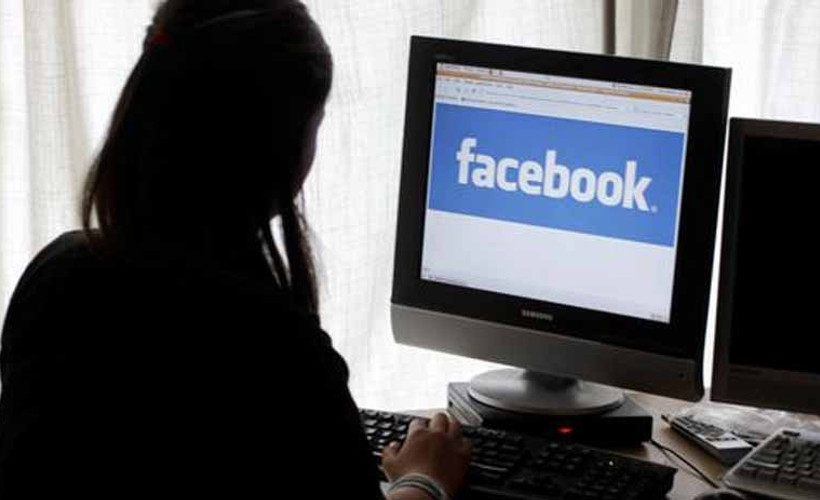 Facebook çocuklara kişisel bilgileri için para ödedi iddiası