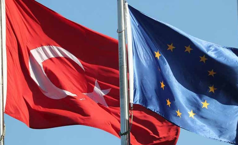 AP: Türkiye ile müzakereler askıya alınsın