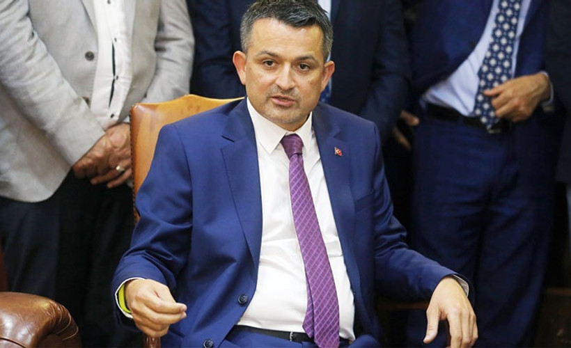 Pakdemirli'den McCain açıklaması: Evde oturup Bakan olmadım ki