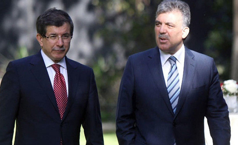 Yeni Şafak yazarı: Davutoğlu oluşumu ve Gül'ün ekibi köprüleri atmış