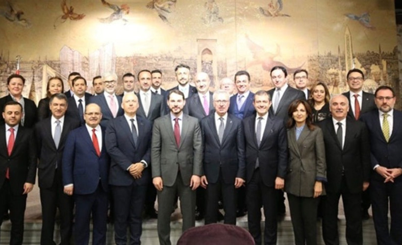 Yandaştan 'Fotoğrafta varlar piyasada yoklar' eleştirisi