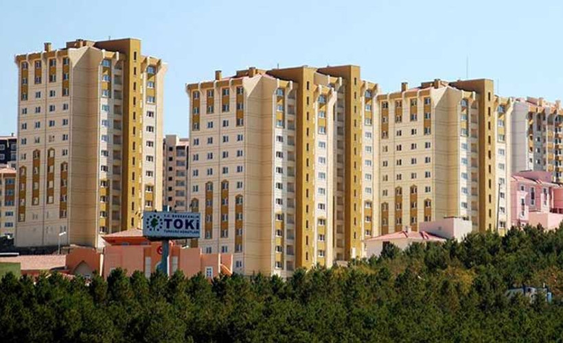 Belediyeden cemaatlere ve derneklere hibe daireler