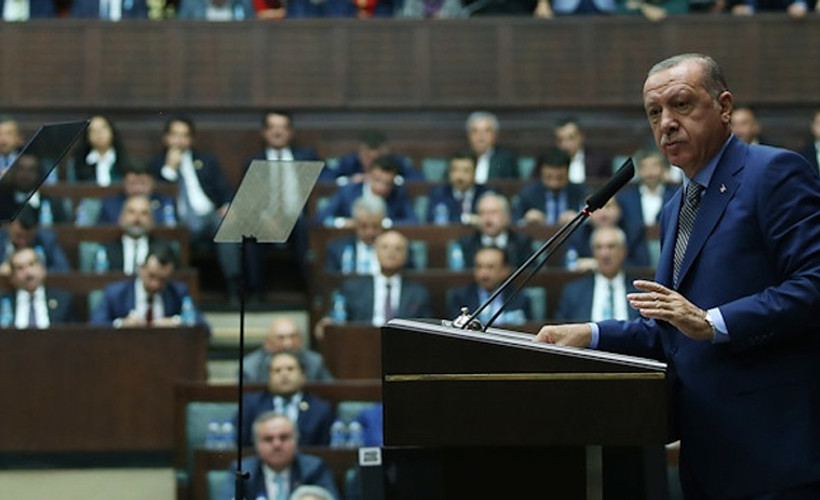 AKP'de YSK çatlağı: Eleştirenlere kapıyı gösterdi