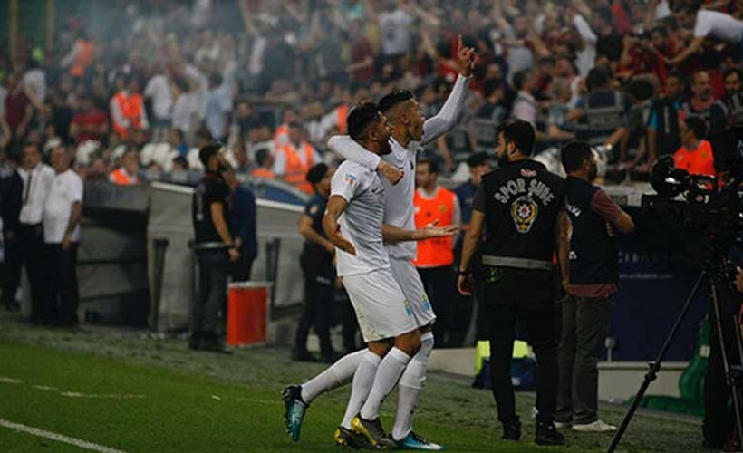 Fatih Karagümrük 1. Lig'e yükseldi