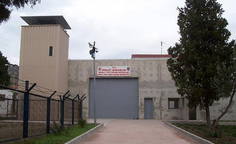 Aileler bayram görüşü için İmralı’ya gitti