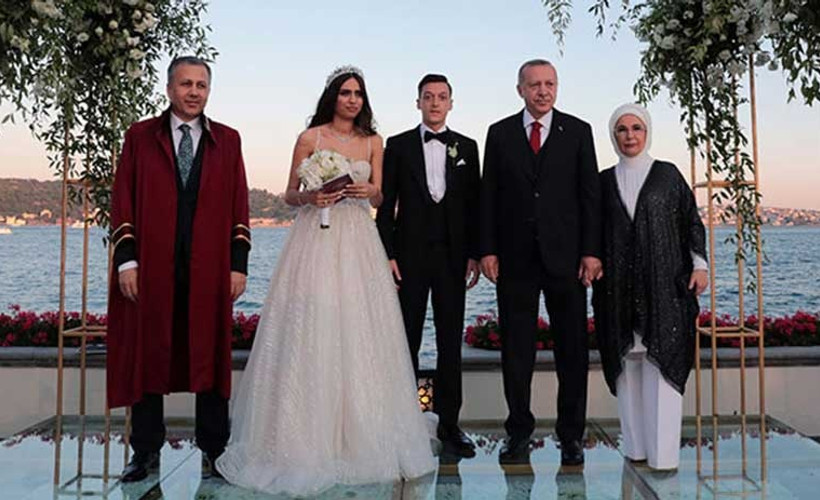 Erdoğan, Mesut Özil'in nikah şahidi oldu
