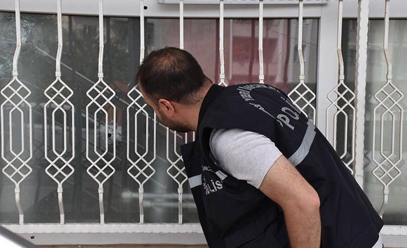 ASM'ye pompalı tüfekle saldırı