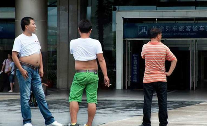 Çinli erkeklere 'Pekin bikinisi' yasağı