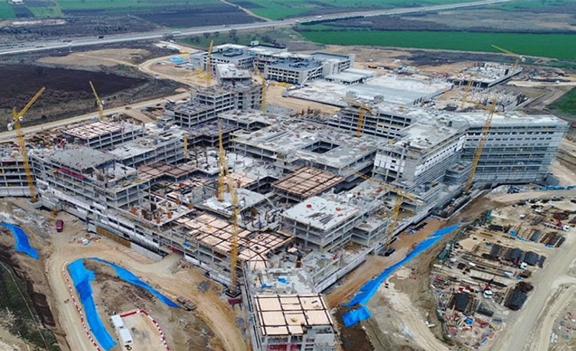 Şehir hastanelerini yapan Türkerler İnşaat’a icra takibi