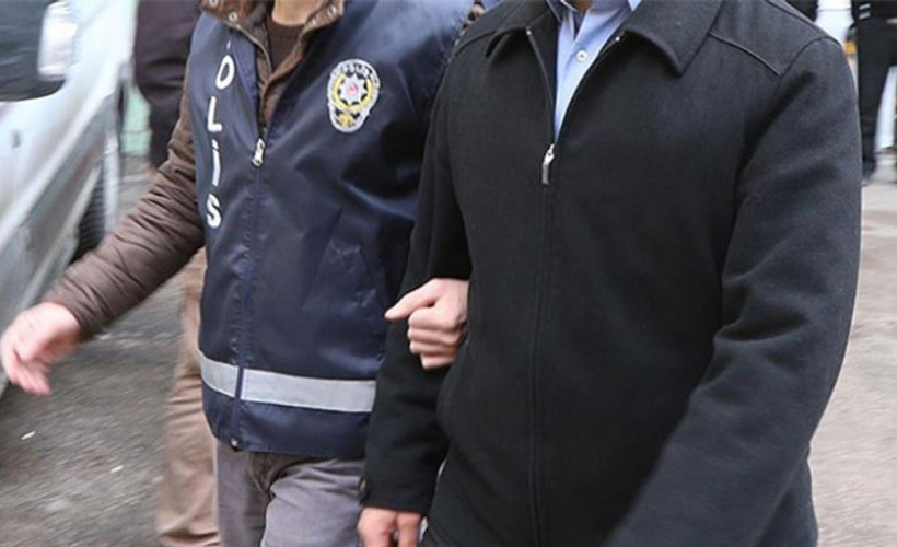 Belediye eş başkanı ve meclis üyeleri gözaltına alındı
