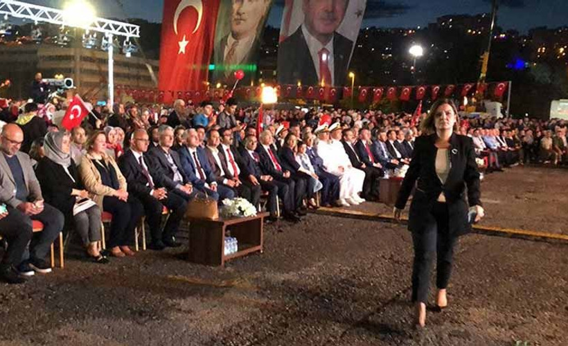 Erdoğan'ın sözleri üzerine alanı terk ettiler