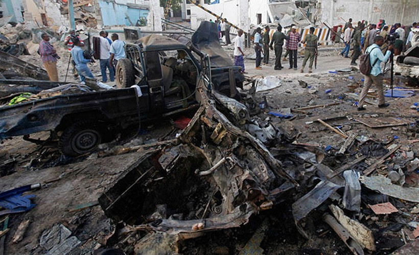 Somali'de askeri üsse bombalı saldırı: 7 ölü