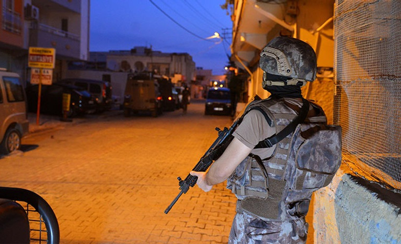 13 ilde HTŞ ve El Nusra'ya operasyon