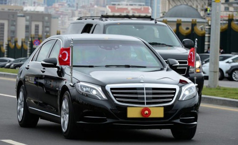 Cumhurbaşkanlığı Sarayı'na dört zırhlı Mercedes daha