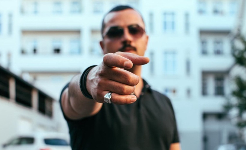 Rapçi Defkhan 'Susamam'dan çekildiğini duyurdu