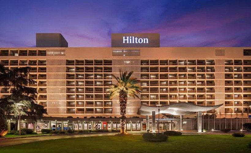 Aydın Doğan Hilton Oteli'ni satışa çıkardı
