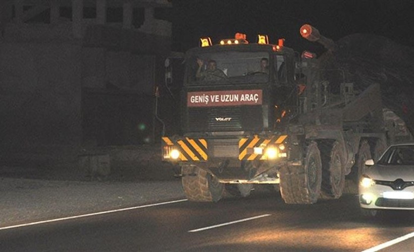 Suriye sınırına askeri sevkiyat devam ediyor