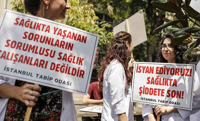 Sağlık çalışanlarına yönelik şiddet Diyarbakır’da protesto edildi
