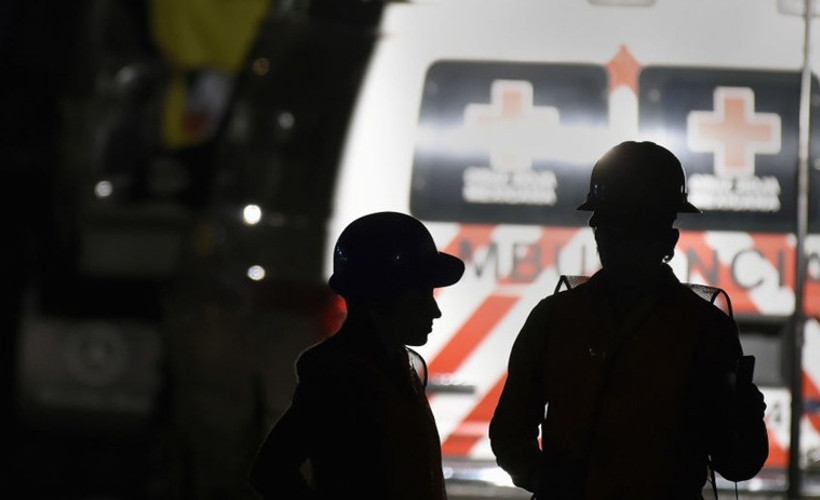 Meksika'da uçak düştü: 5 ölü