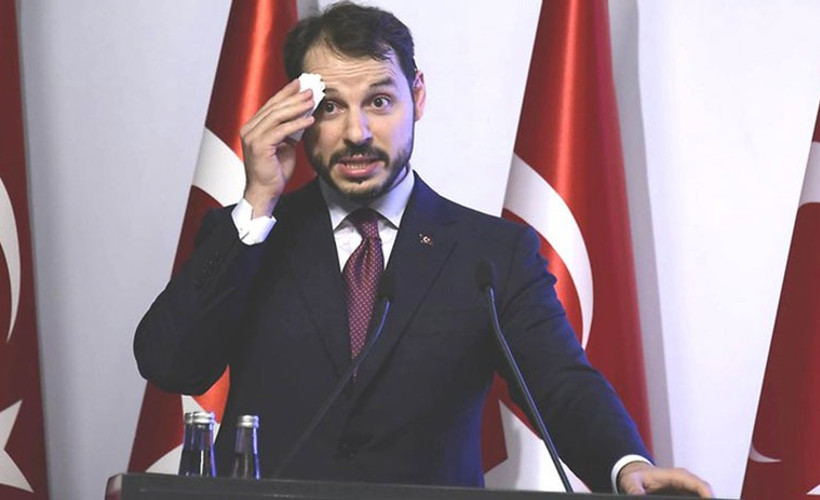Damadın bakanlığına 'çok iyi borçlandın' ödülü