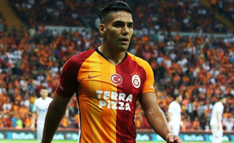 'Falcao sakat olduğu bilindiği halde transfer edildi'
