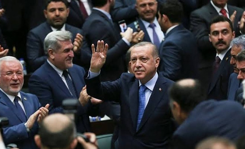 AKP'de il başkanlarına yeni görev: 'İstifa edin ama küsmeyin'