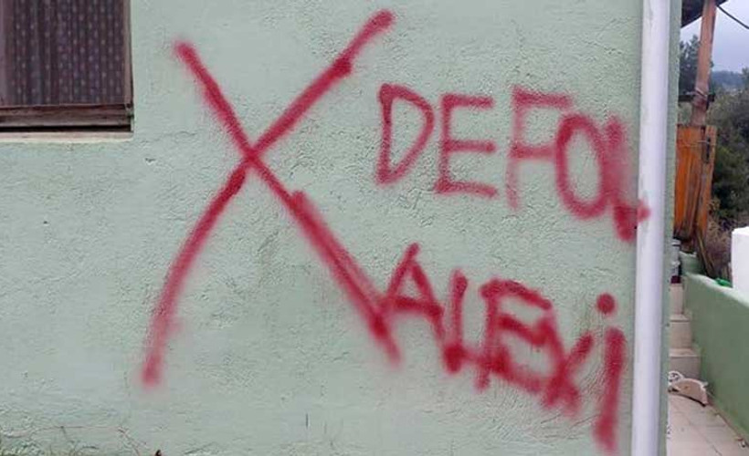 İzmir’de Alevi ailenin evi işaretlendi