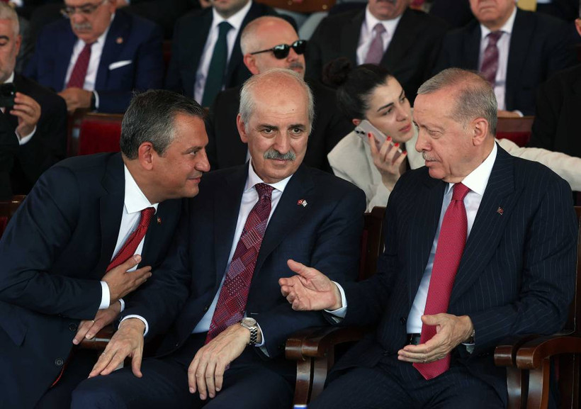 Erdoğan'dan Kıbrıs'ta Özgür Özel'e teşekkür - Resim: 1